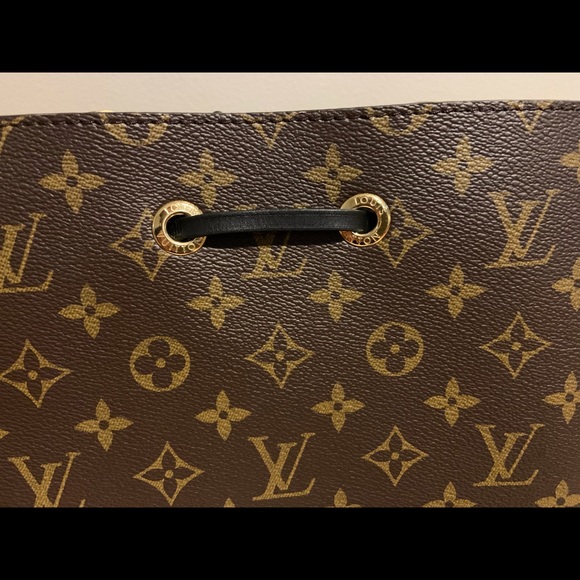 *SOLD* Louis Vuitton Neonoe Noir - Picture 7 of 13